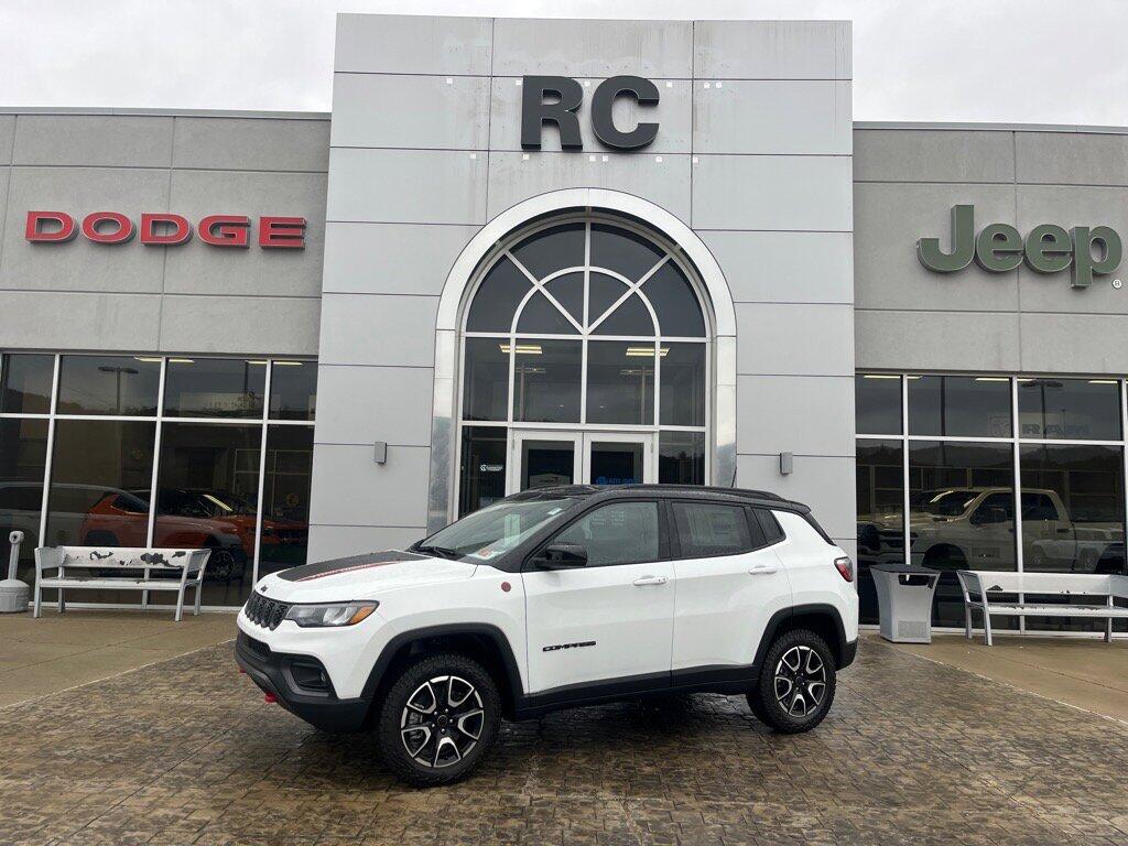 2026 Jeep Compass Trailhawk's photo