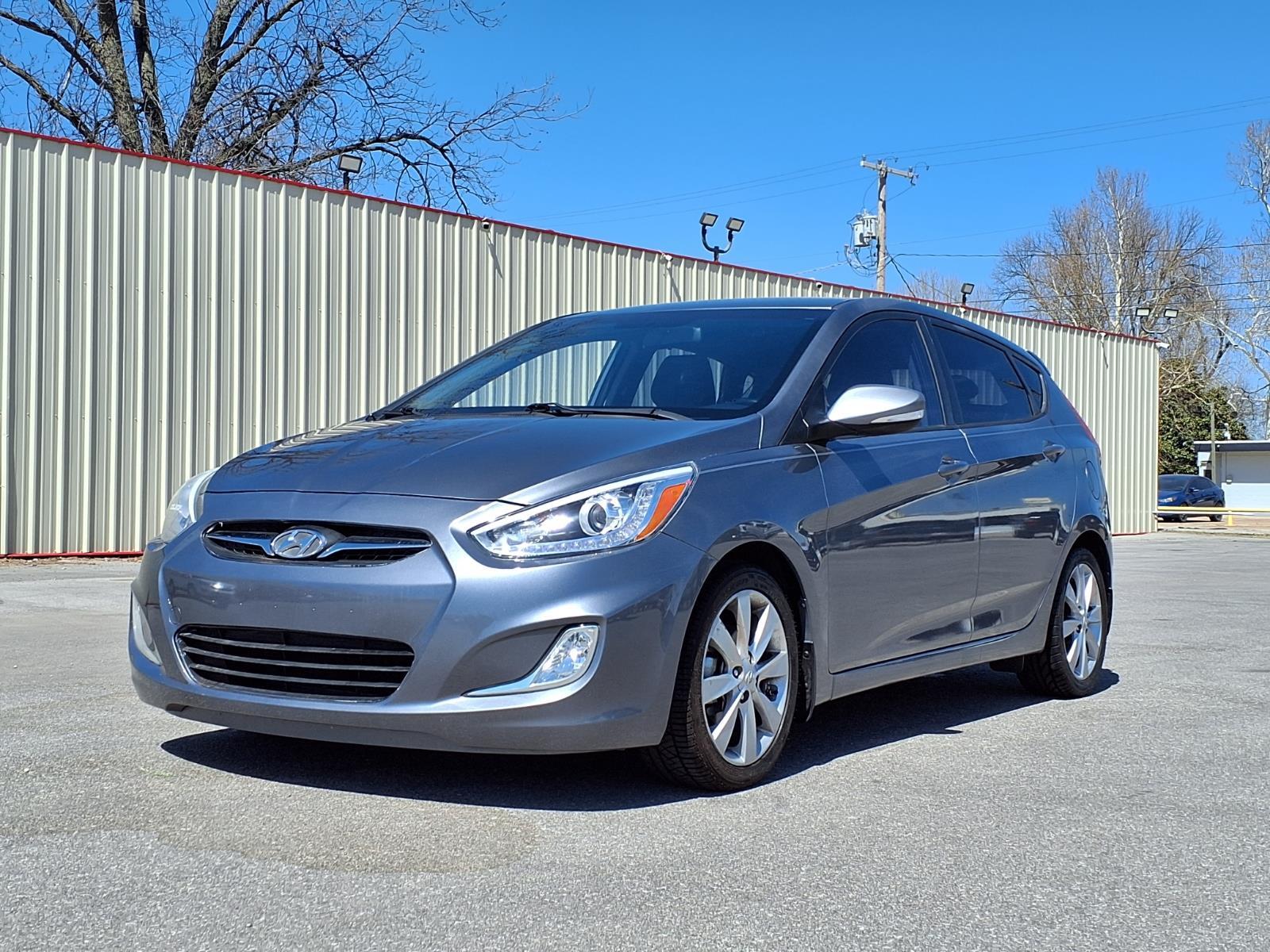 2014 Hyundai Accent SE