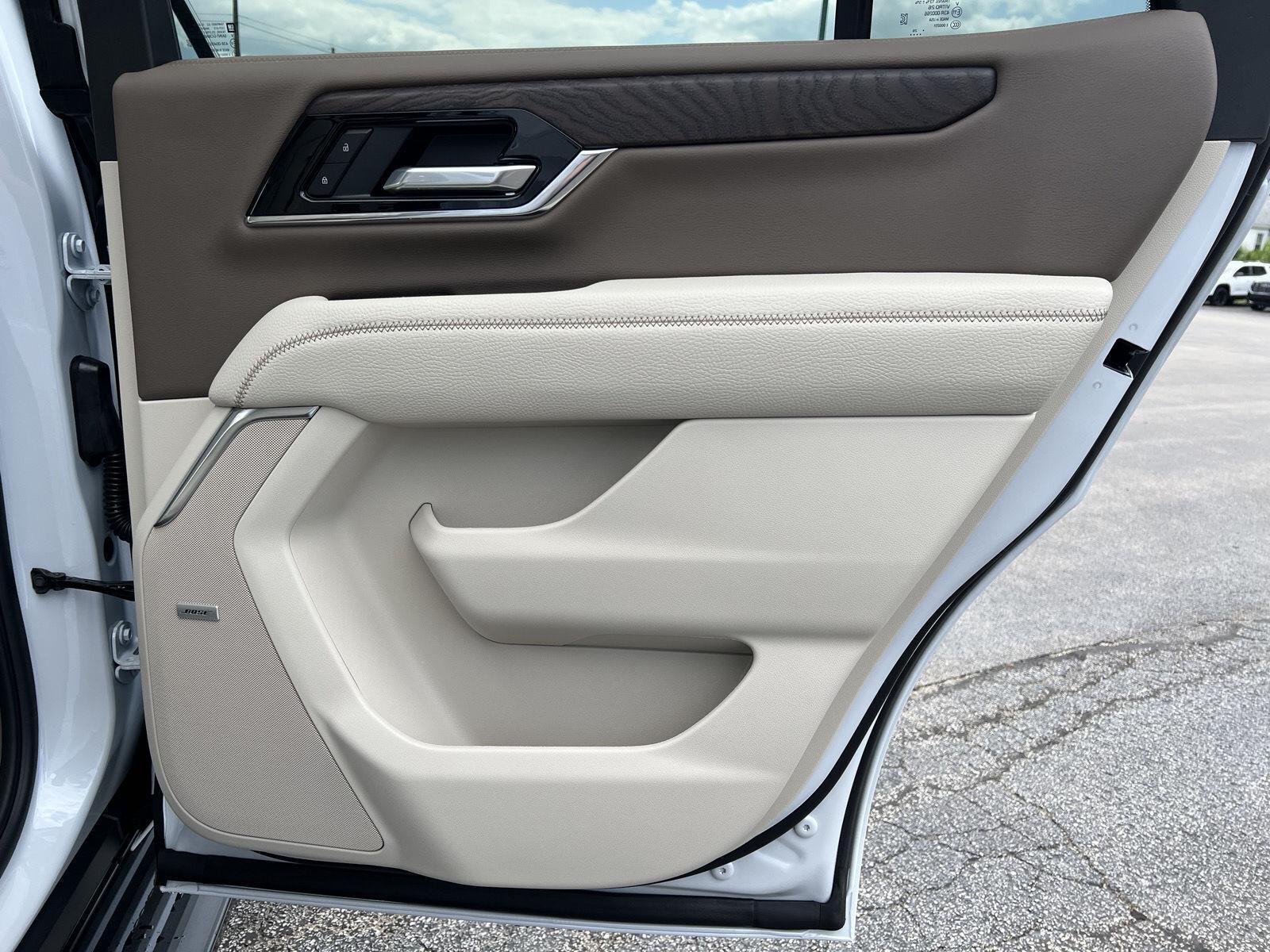 2026 GMC Yukon Denali - Photo 18