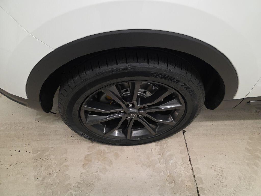 Used 2019 Ford Explorer XLT with VIN 1FM5K8D87KGA59521 for sale in Cedarburg, WI