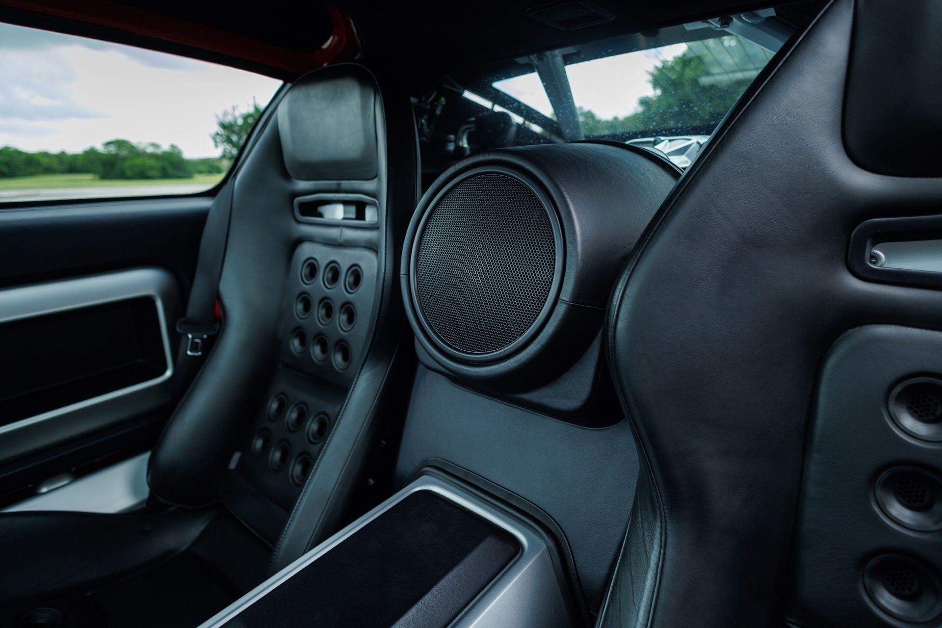 2005 Ford GT Base - Photo 37