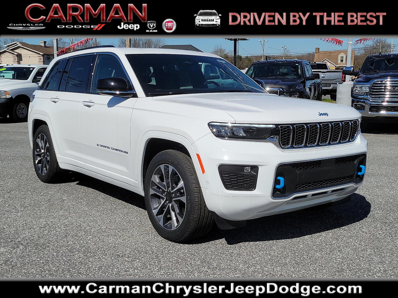 2023 Jeep Grand Cherokee Overland 4xe's photo