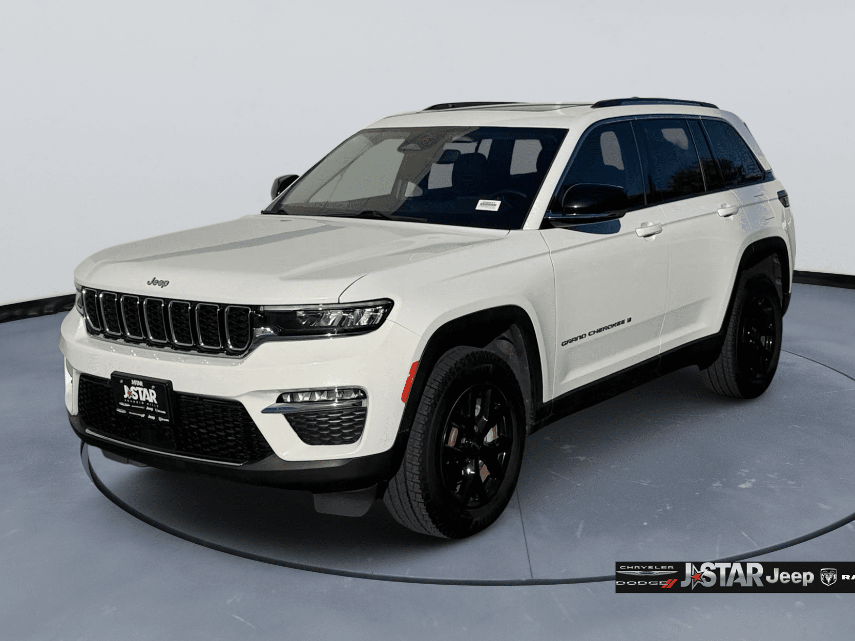 2022 Jeep Grand Cherokee Limited's photo