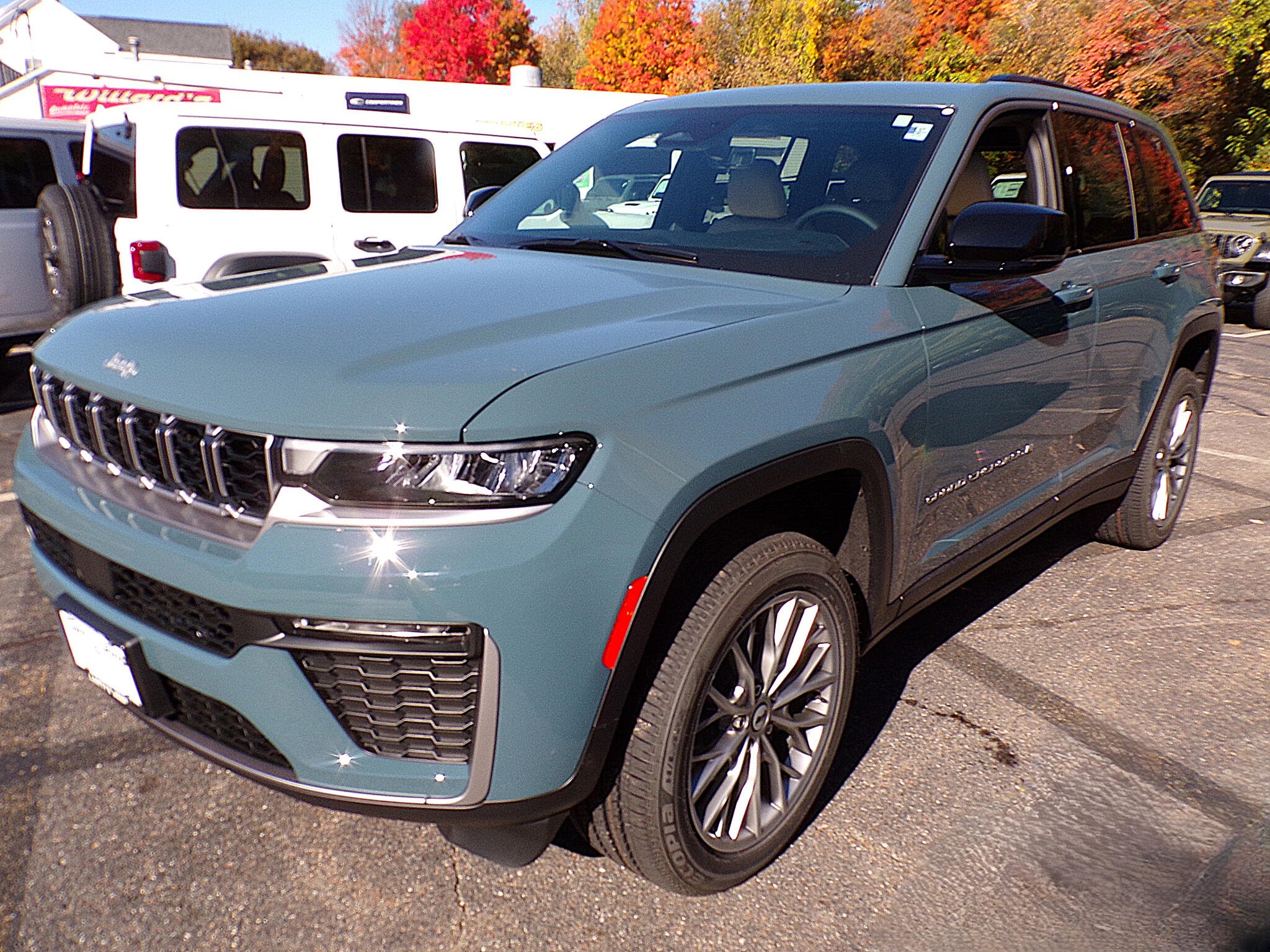 2027 Jeep Grand Cherokee