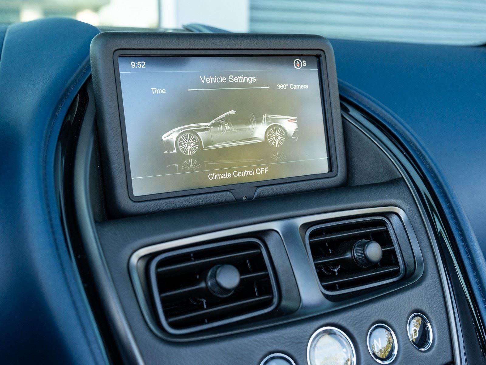 2020 Aston Martin DBS Superleggera Base - Photo 54