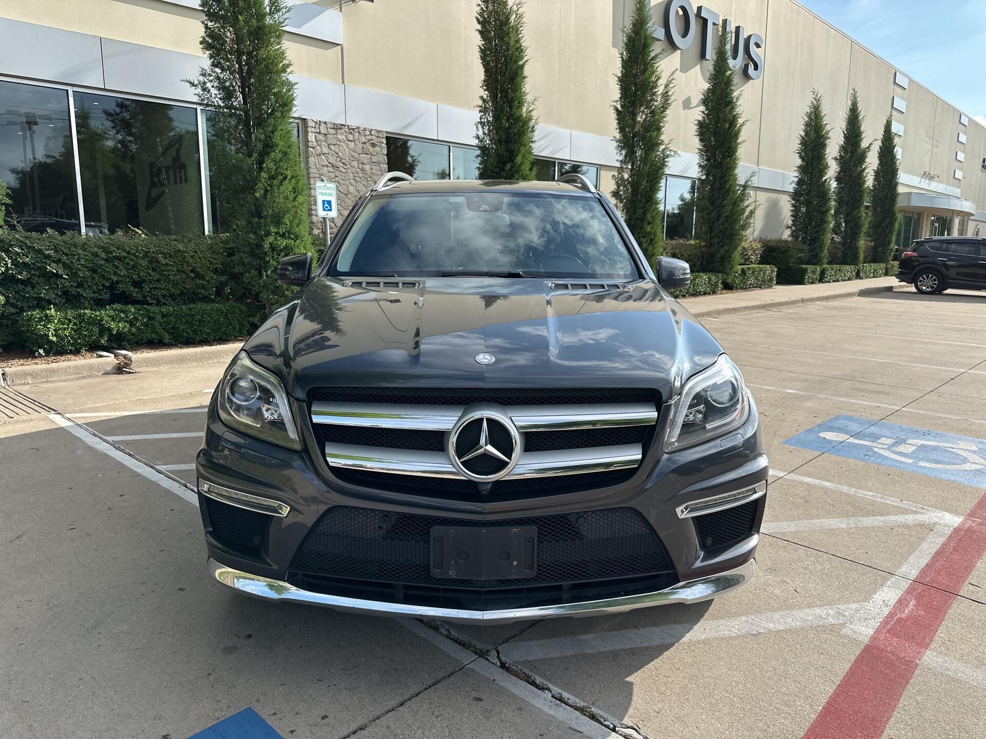 Used 2016 Mercedes-Benz GL-Class GL550 with VIN 4JGDF7DE8GA654047 for sale in Carrollton, TX