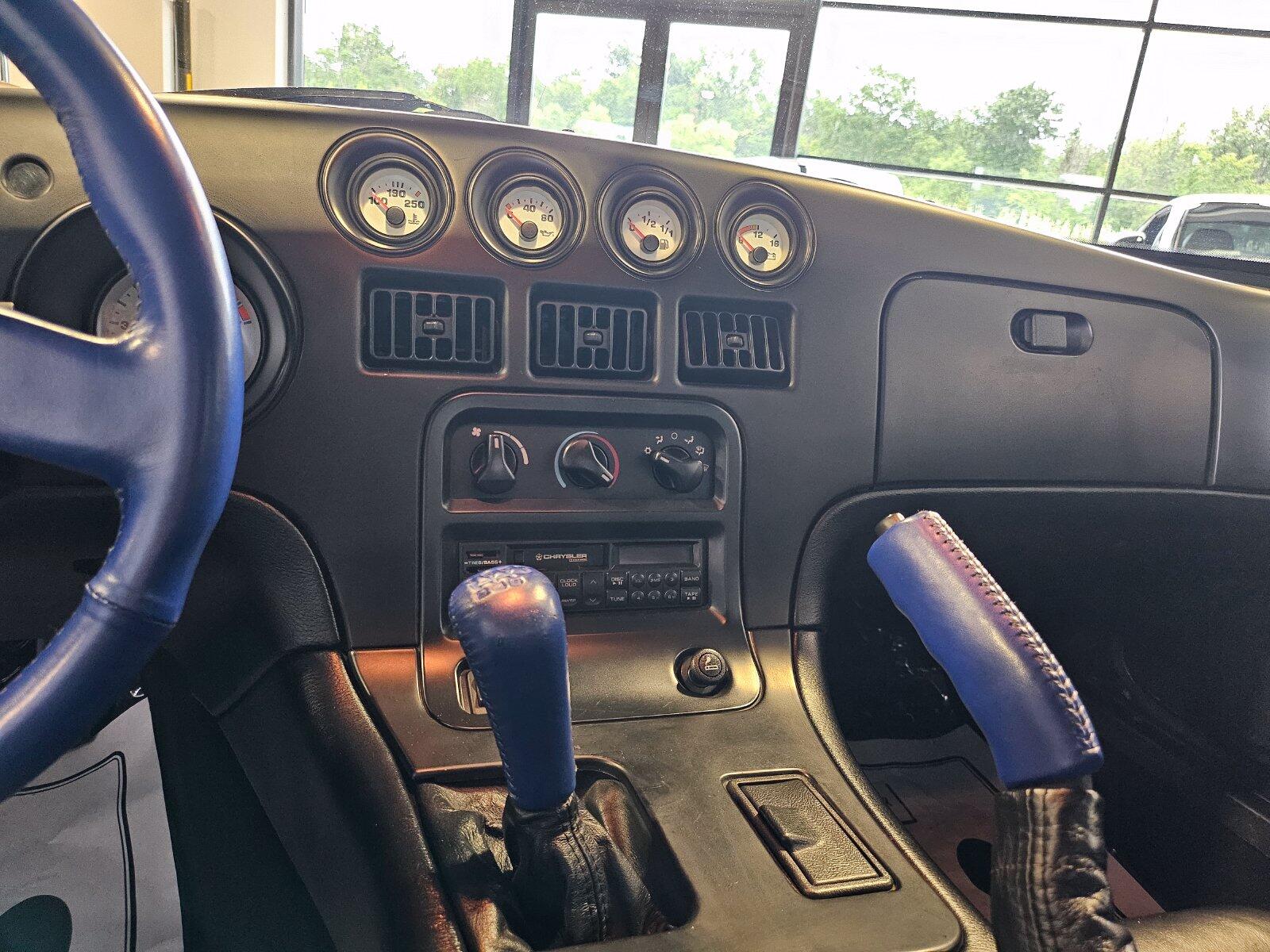 1996 Dodge Viper - Photo 27