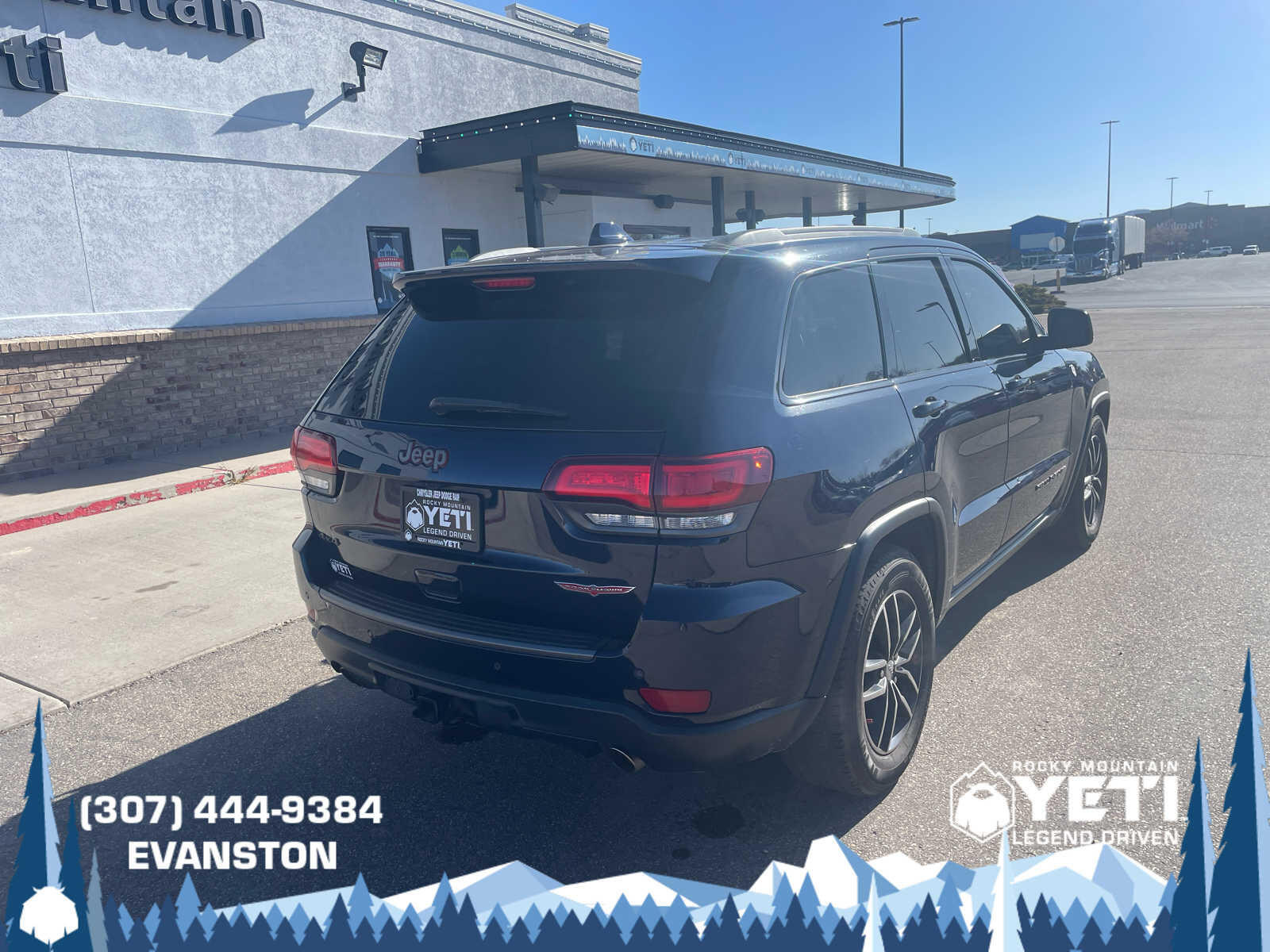 Used 2018 Jeep Grand Cherokee Trailhawk with VIN 1C4RJFLG7JC267264 for sale in Jackson, WY