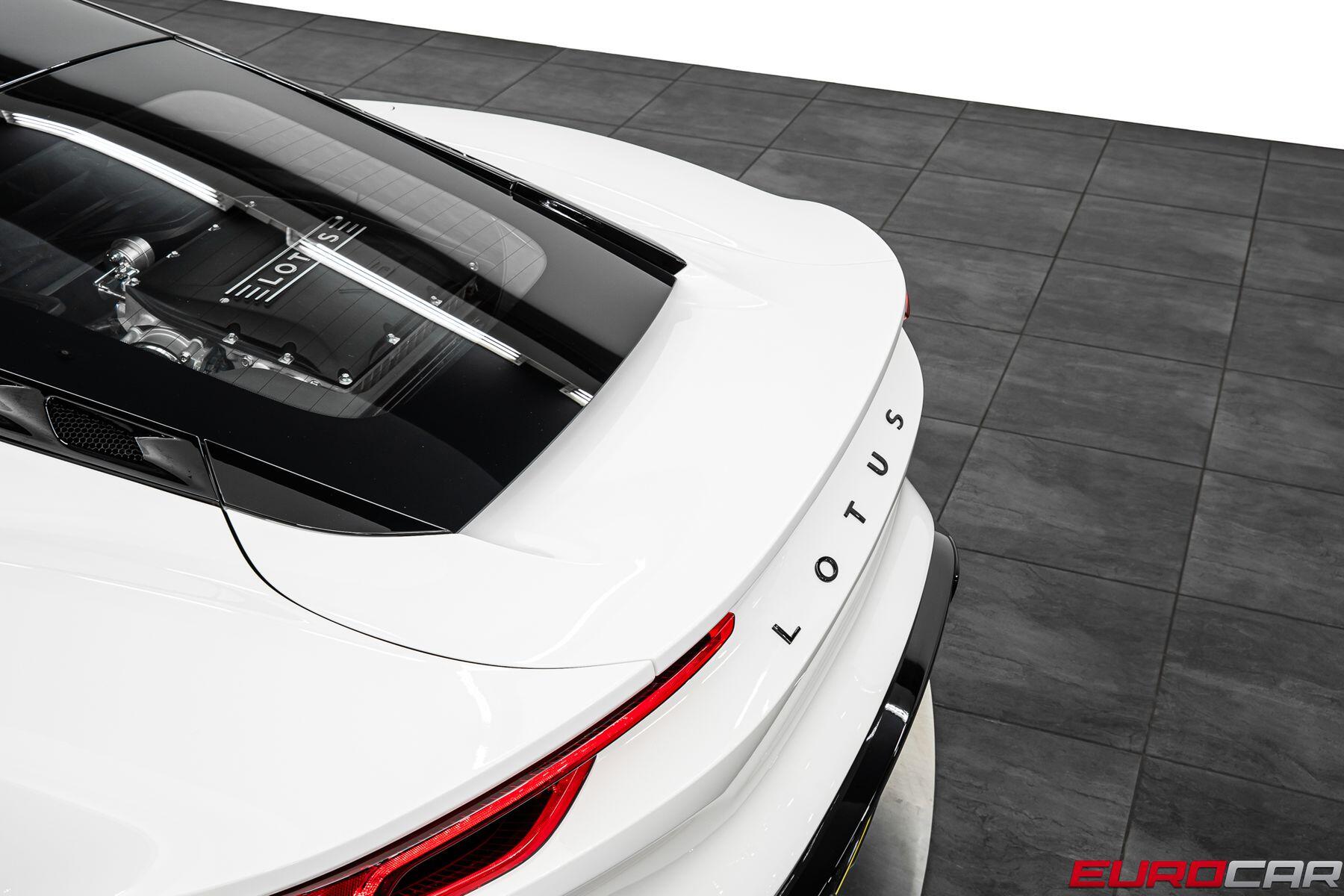 2026 Lotus Emira - Photo 19