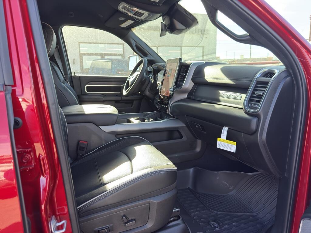 2026 RAM 2500 Laramie - Photo 17