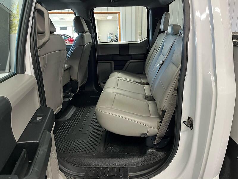 2019 Ford F-350 Super Duty Chassis Cab XL - Photo 13