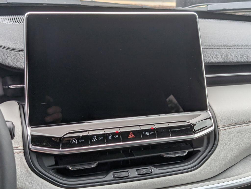 2026 Jeep Compass Limited - Photo 18