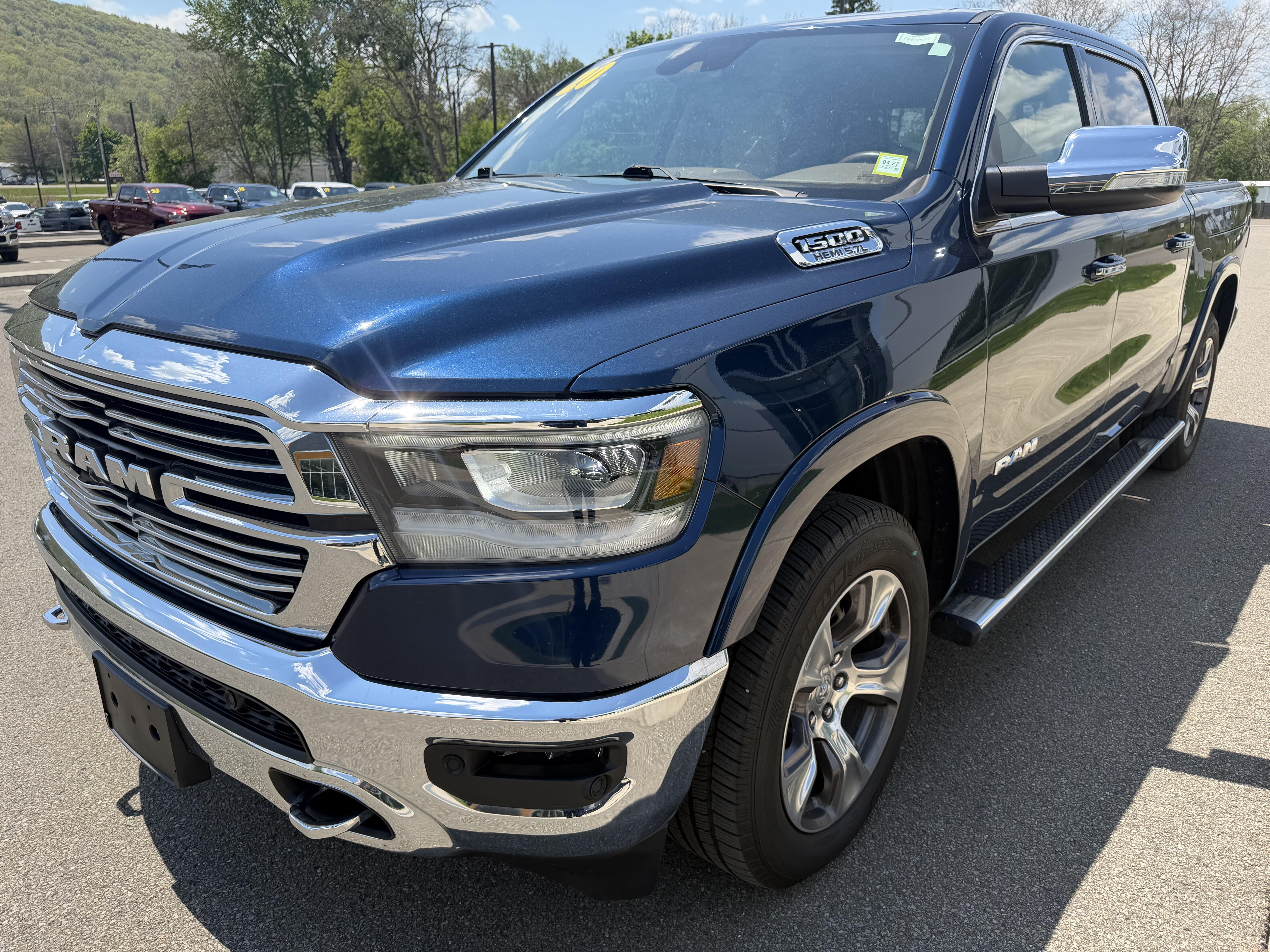 2020 RAM 1500 Laramie 4x4 Crew Cab 5'7's photo