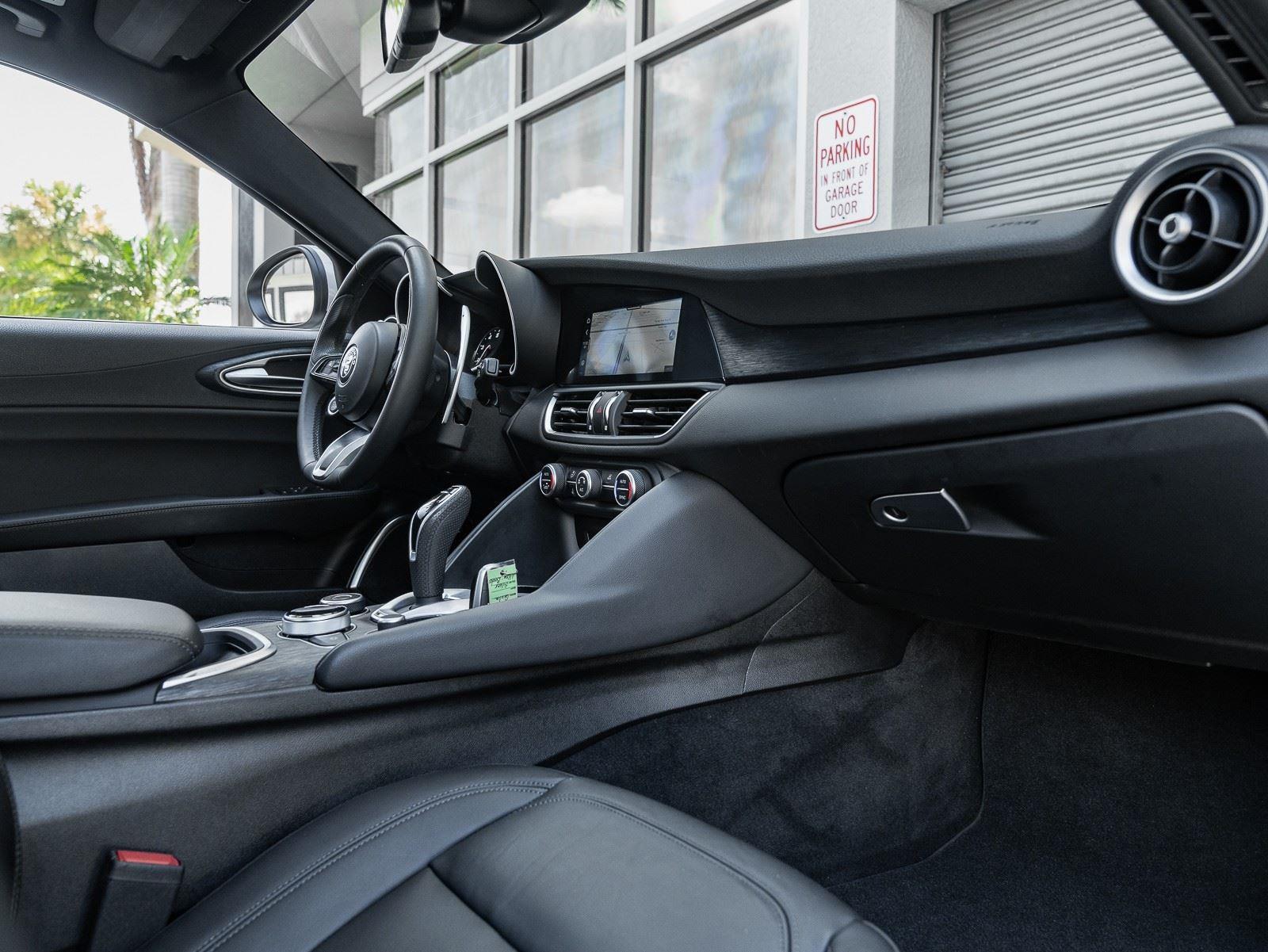 Used 2023 Alfa Romeo Giulia RWD