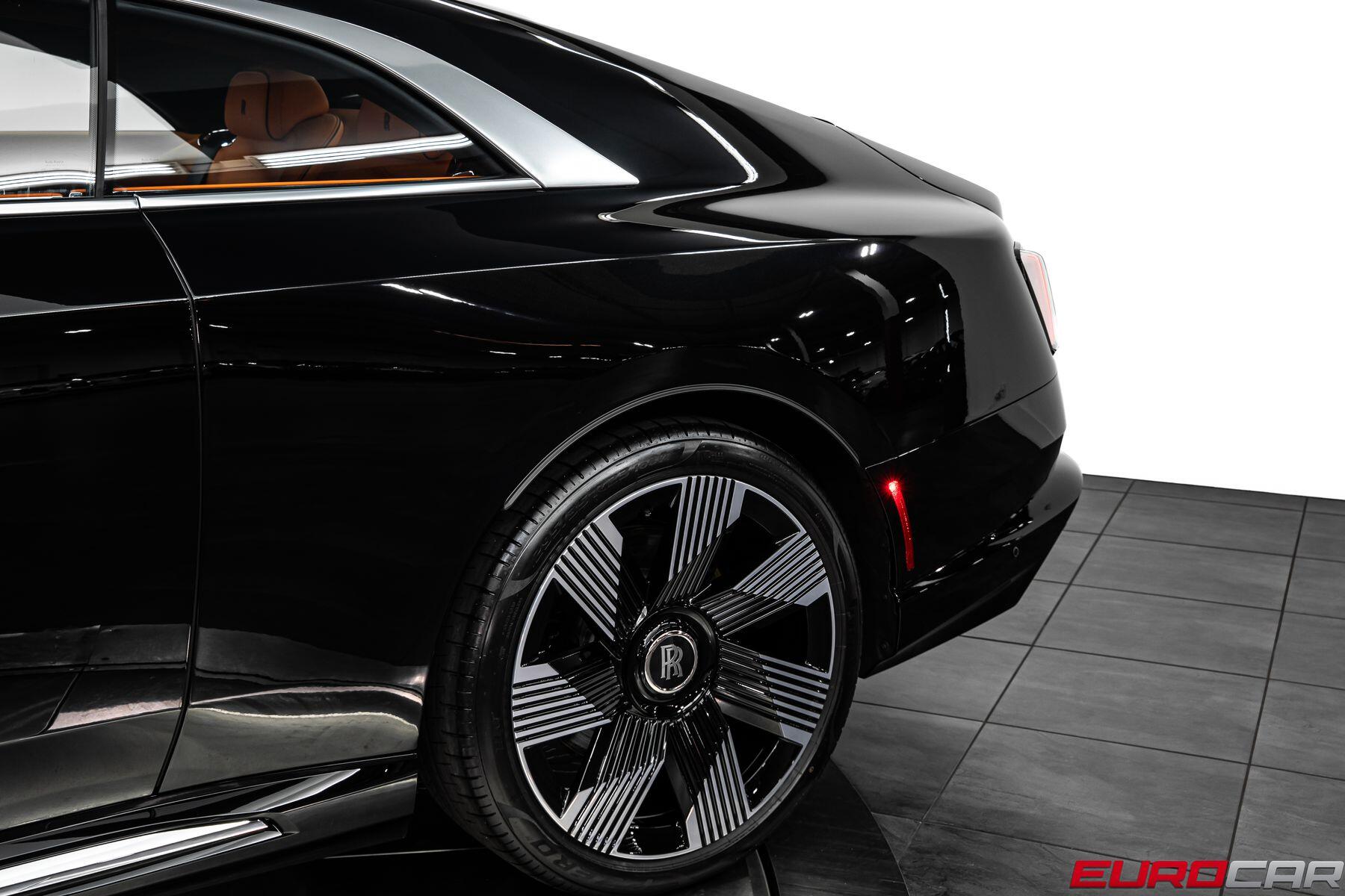 2024 Rolls-Royce Spectre *STARLIGHT DOORS * ILLUMINATED FASCIA*Image 16