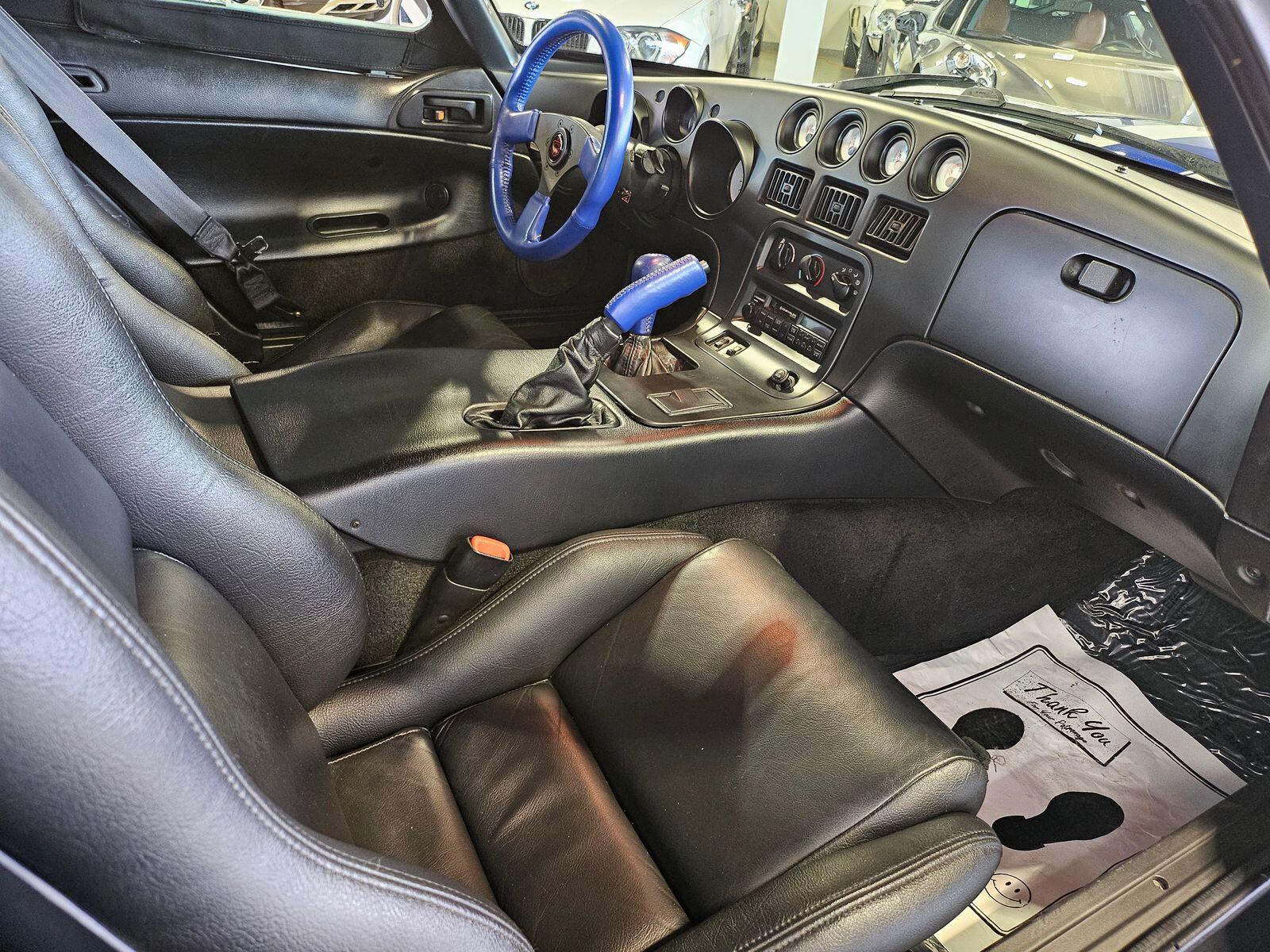 1996 Dodge Viper - Photo 28