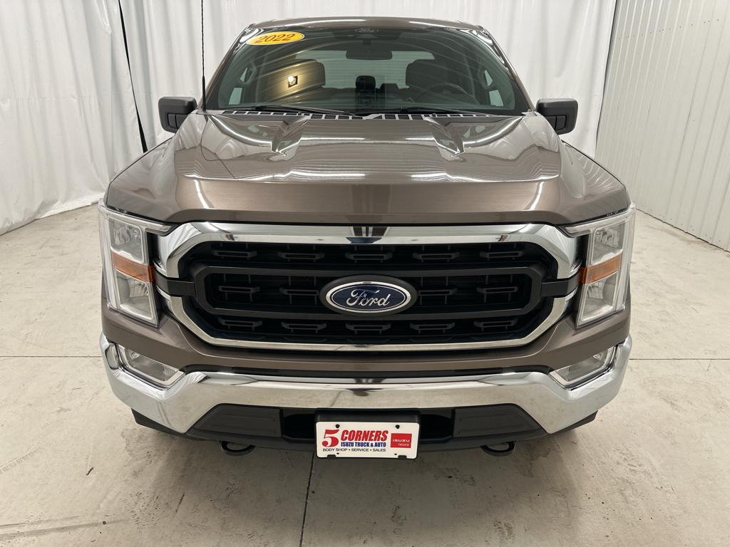 2022 Ford F-150 XLT photo 2