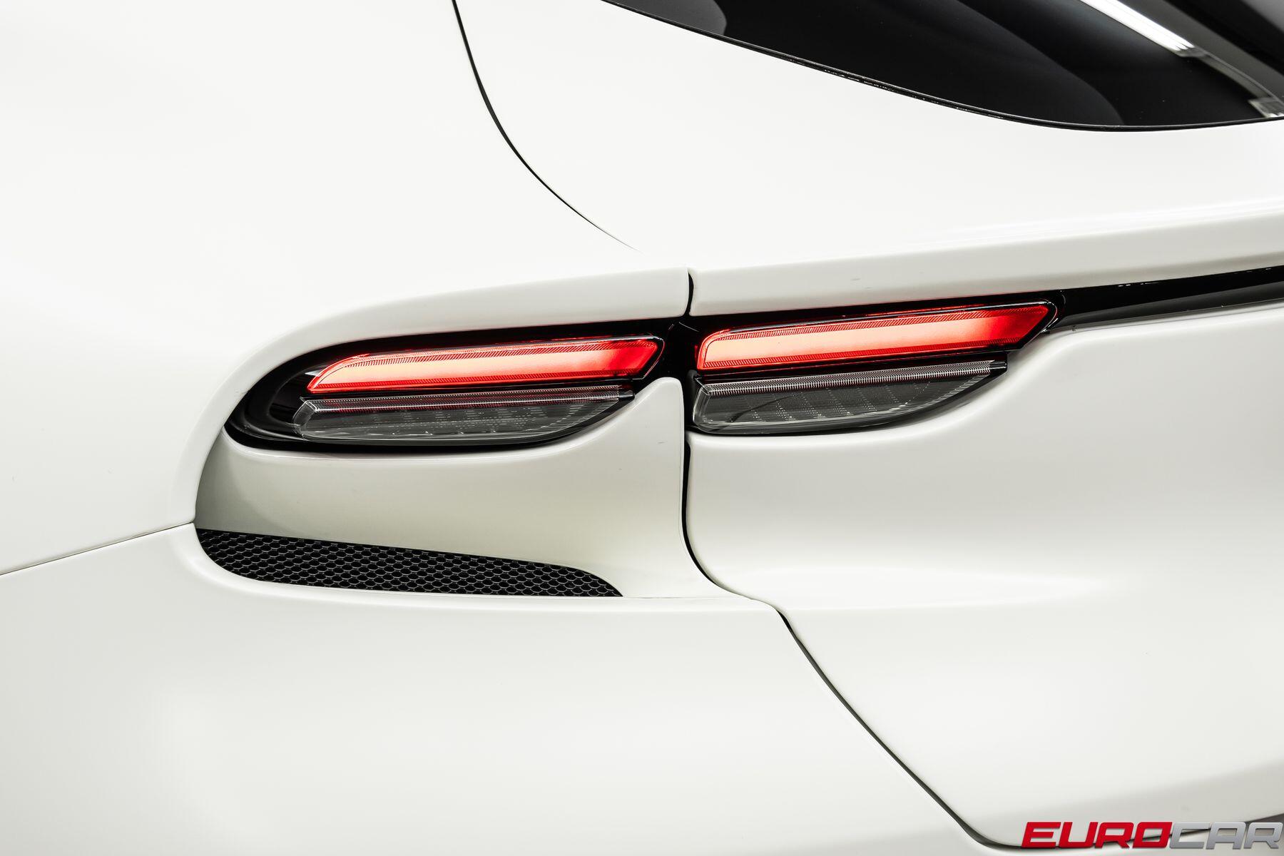 2025 Ferrari Purosangue *HUGE CARBON EXTERIOR OPTIONS * PANORAMIC SUNROOF*Image 26