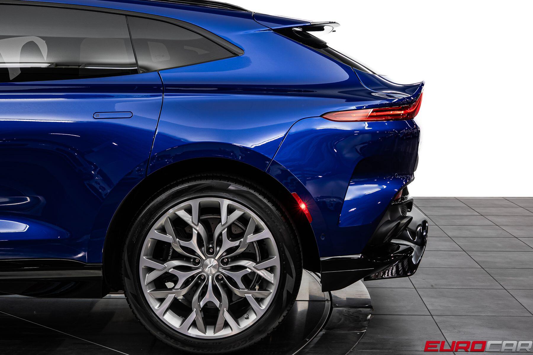 2023 Aston Martin DBX 707 *PANORAMIC SUNROOF * FRONT PPF*Image 15