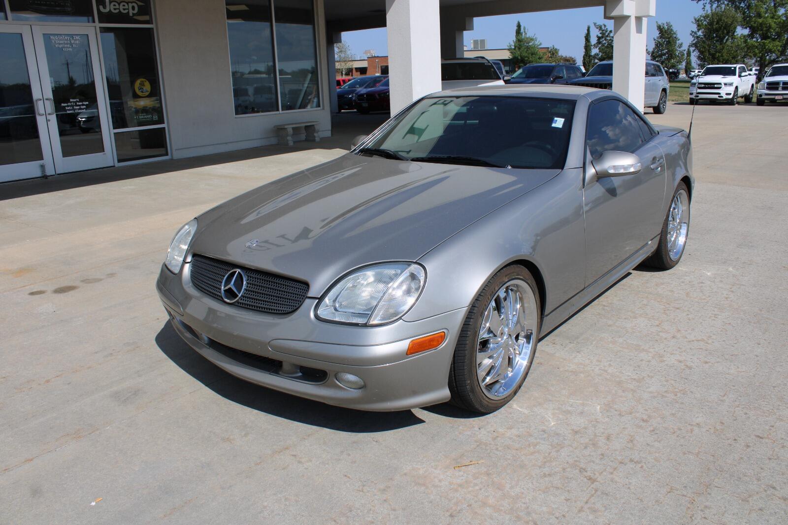 Used 2004 Mercedes-Benz SLK-Class SLK320 with VIN WDBKK65F74F307461 for sale in Highland, IL