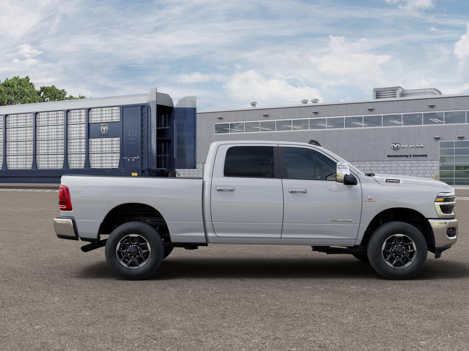 2025 RAM 2500 Laramie - Photo 12