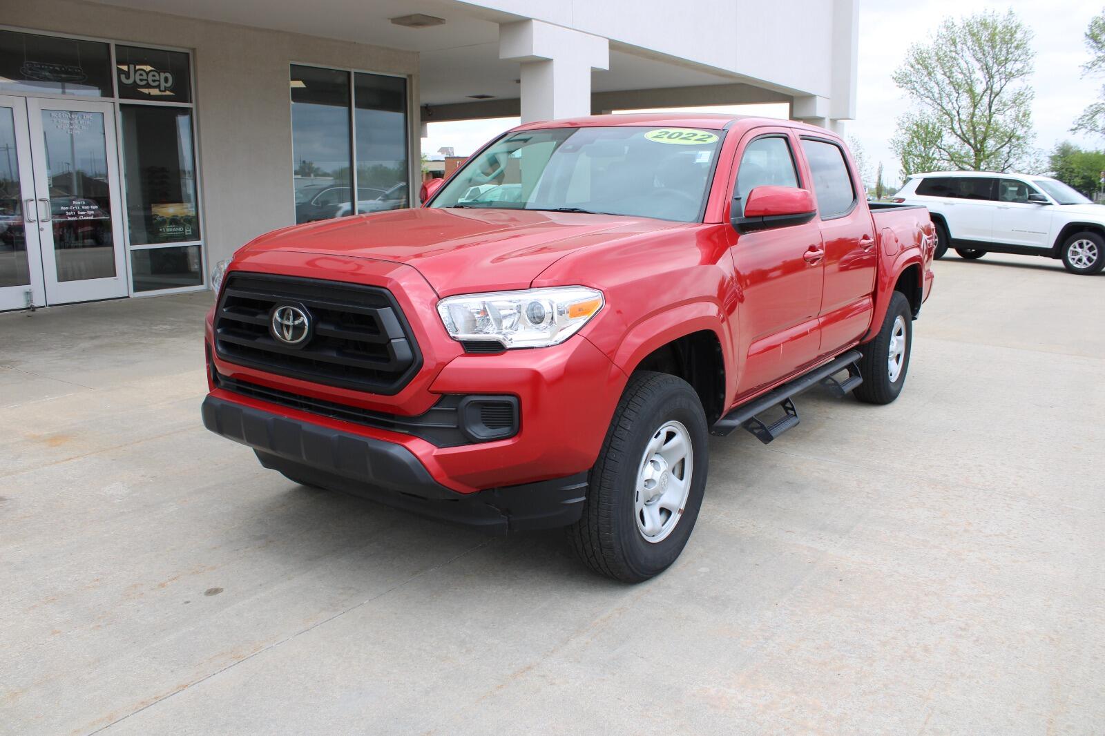 Used 2022 Toyota Tacoma SR with VIN 3TMCZ5AN9NM484717 for sale in Highland, IL