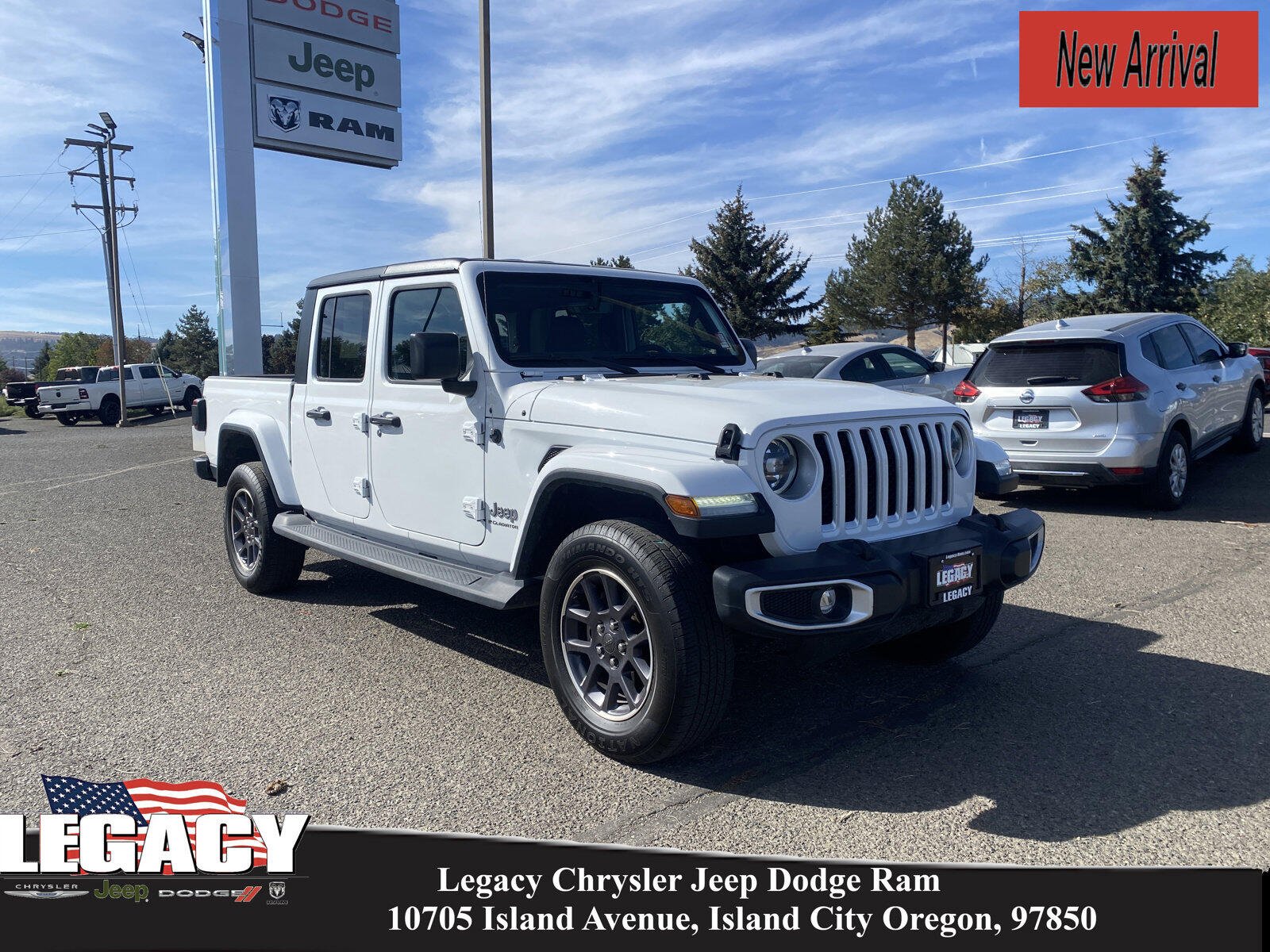 Used 2023 Jeep Gladiator Overland with VIN 1C6HJTFGXPL507235 for sale in Island City, OR