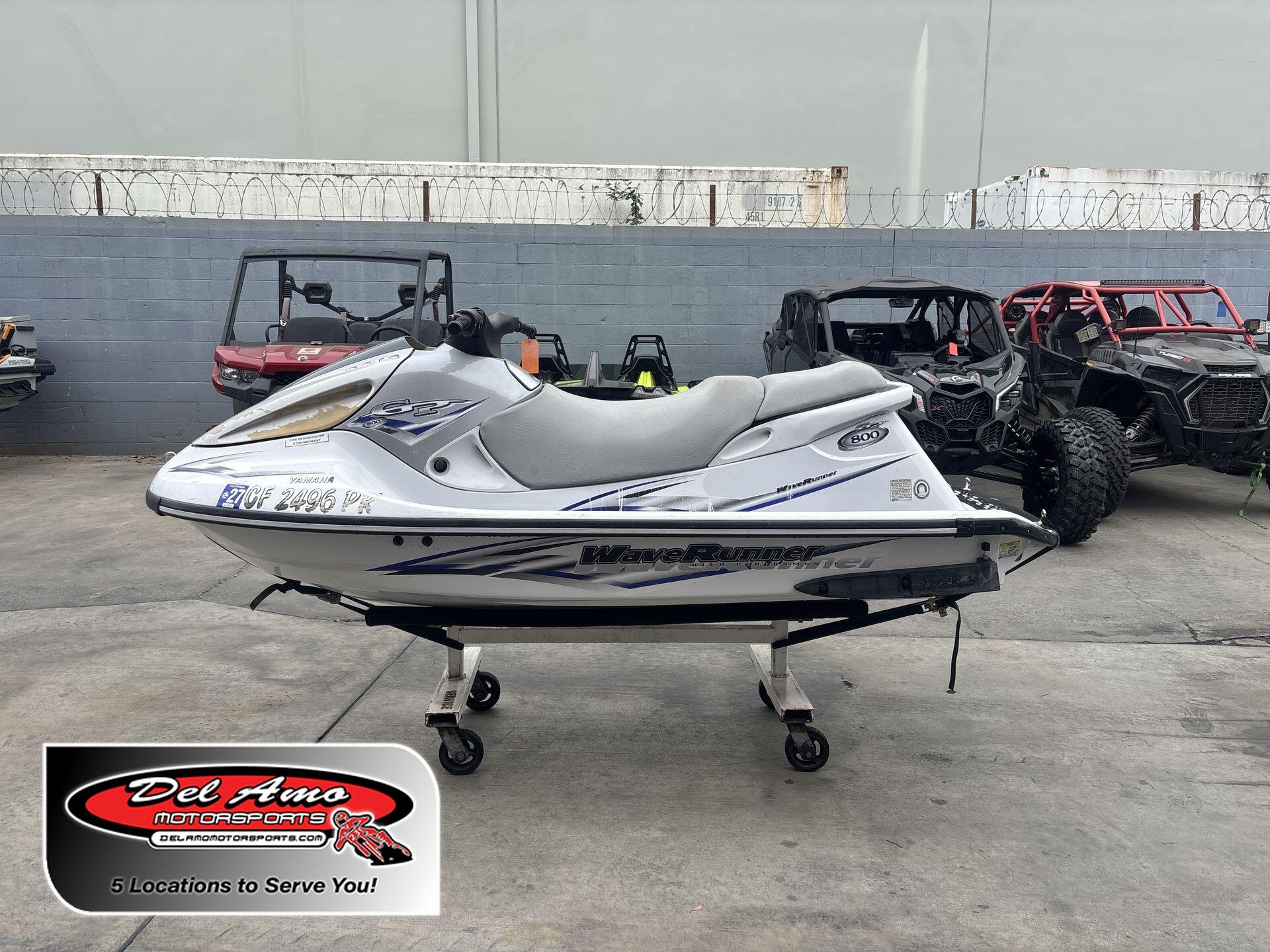 2000 Yamaha GP 800
