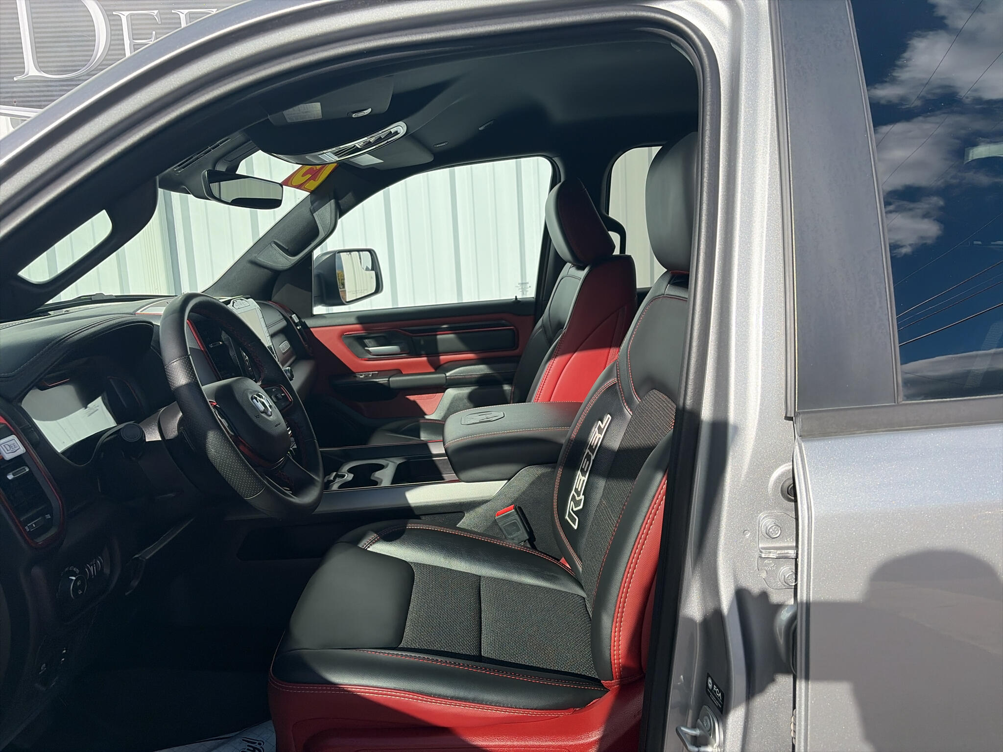 2025 RAM Ram 1500 Pickup Rebel - Photo 12
