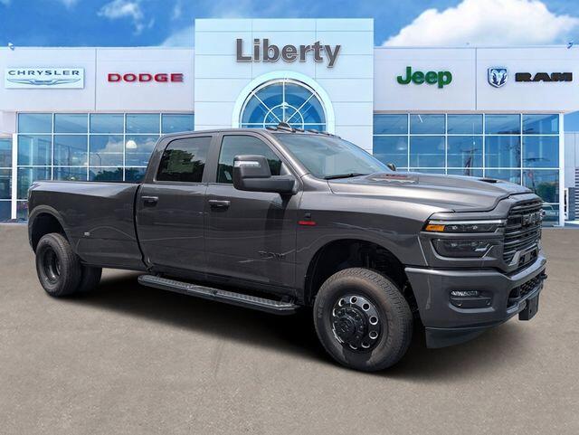 2026 RAM 3500 3500 Laramie Crew Cab 4x4 8' Box