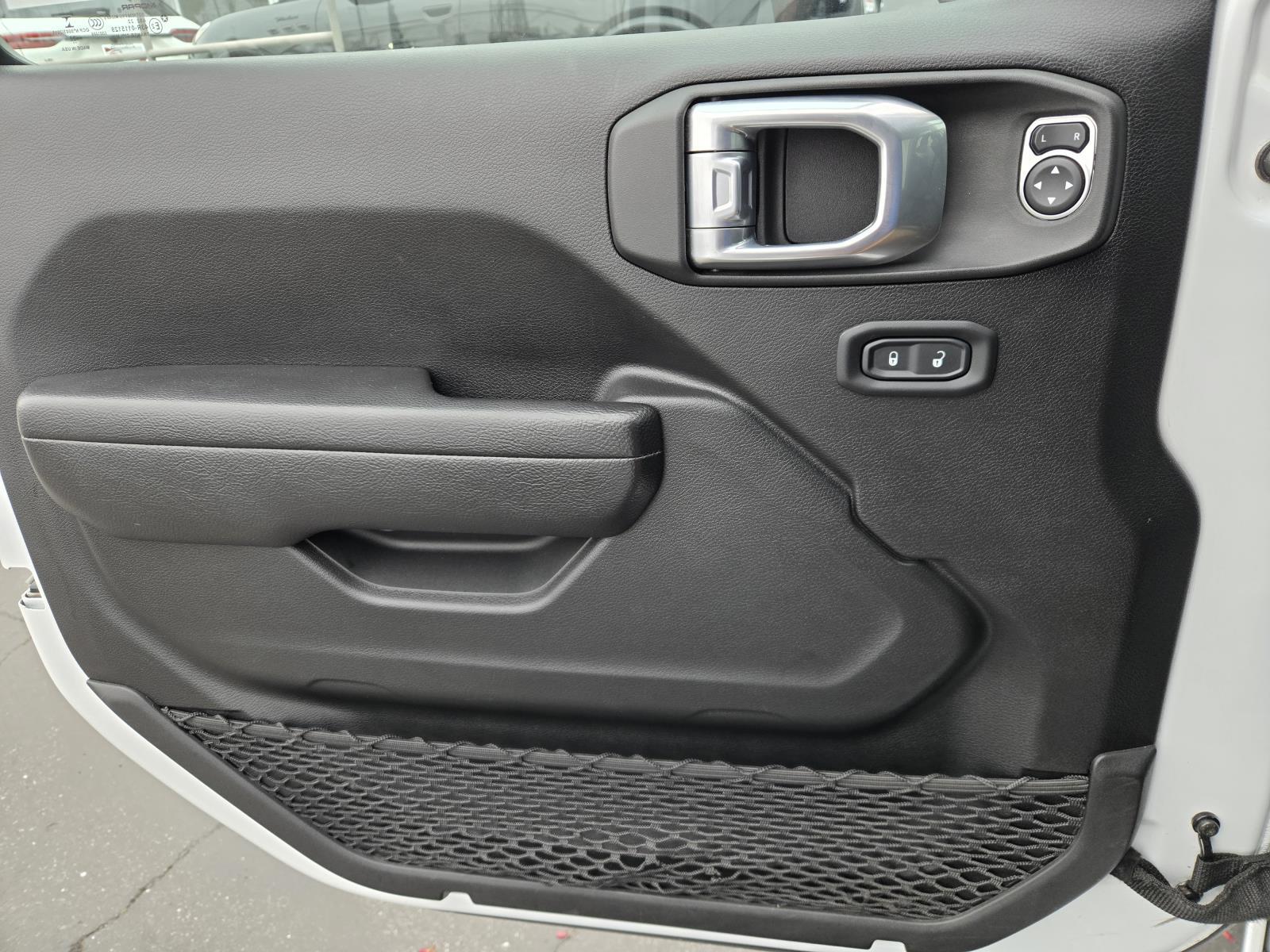 2022 Jeep Gladiator Sport S - Photo 19
