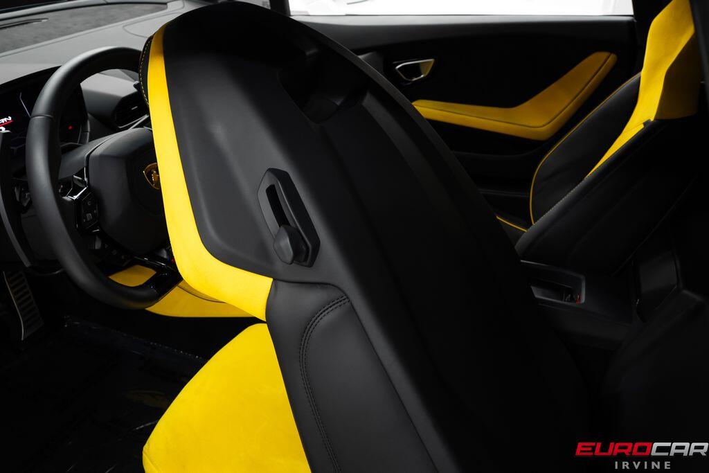 2022 Lamborghini Huracan EVO AWD *FULL ELECTRIC SEATS * FULL MATTE PPF*Image 37