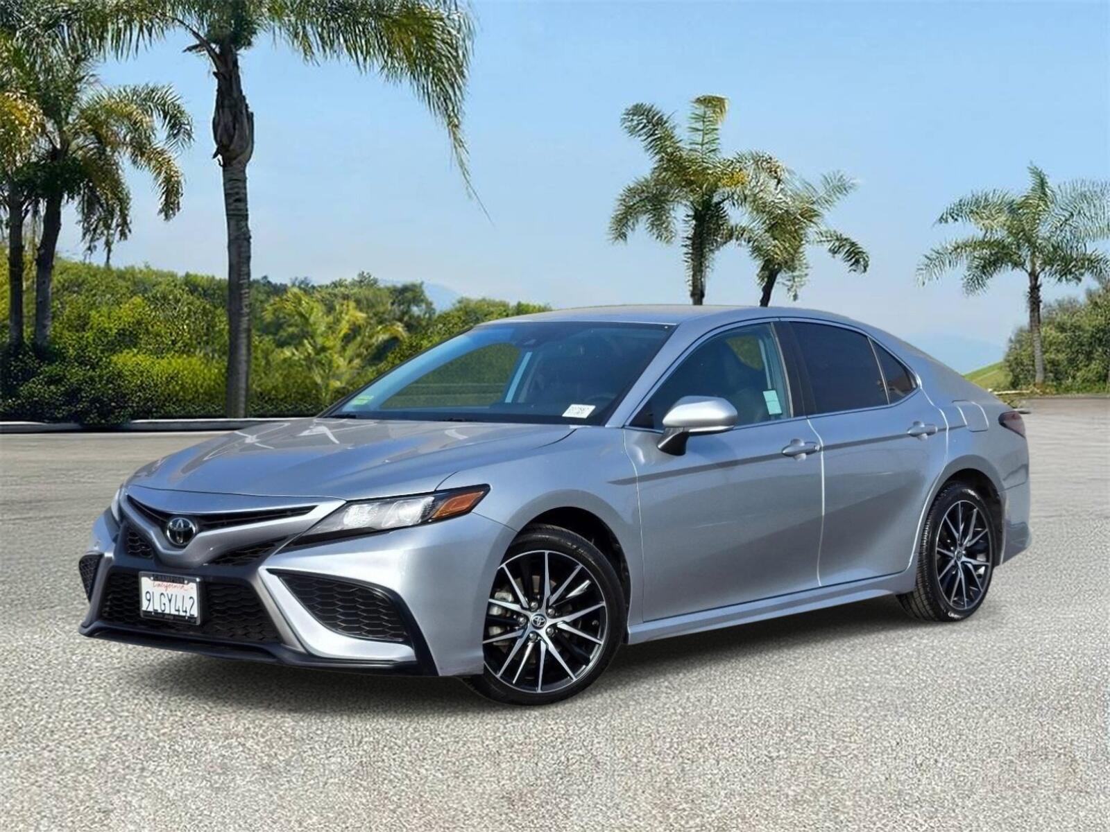 2024 Toyota Camry SE Auto (Natl)