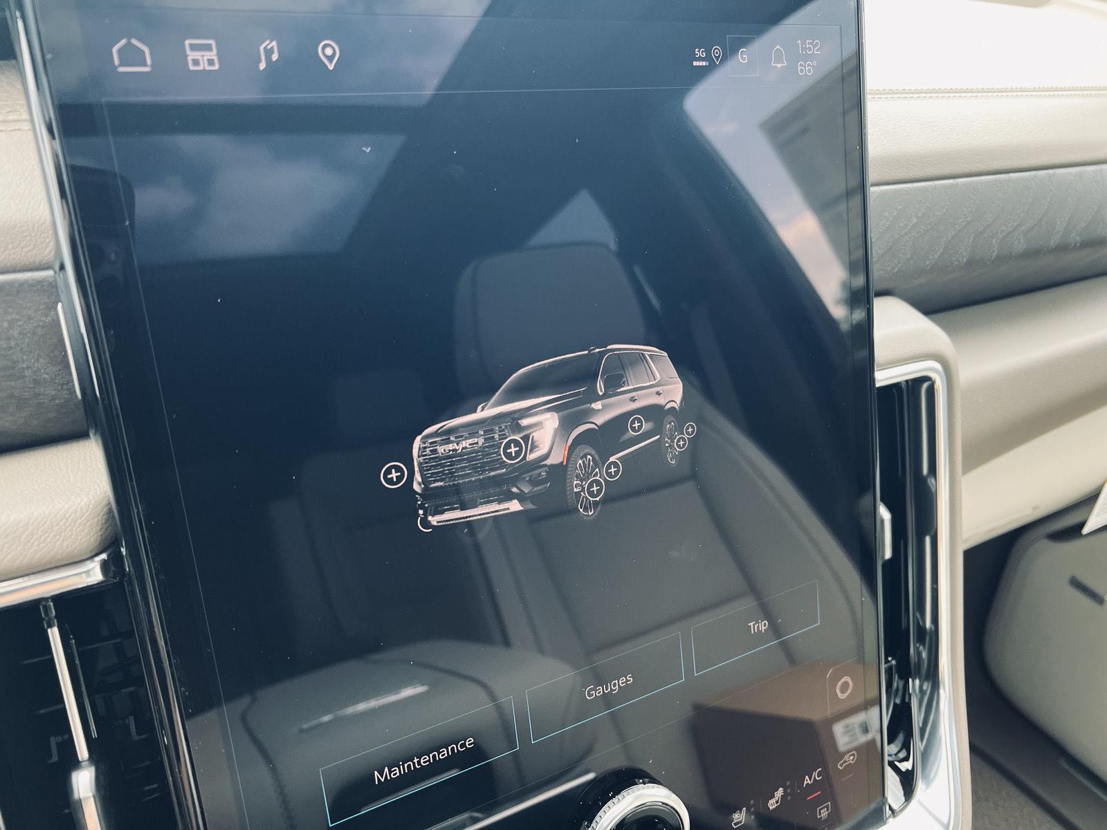 2026 GMC Yukon Denali - Photo 31