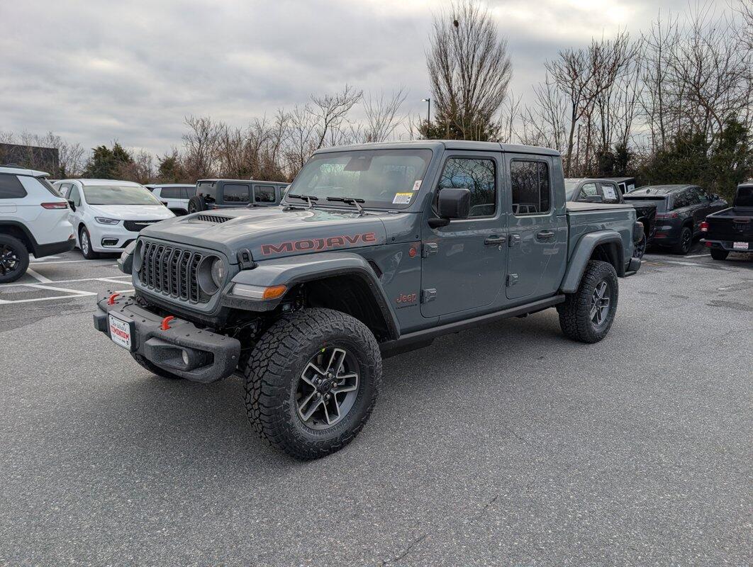 2026 Jeep Gladiator Mojave X's photo