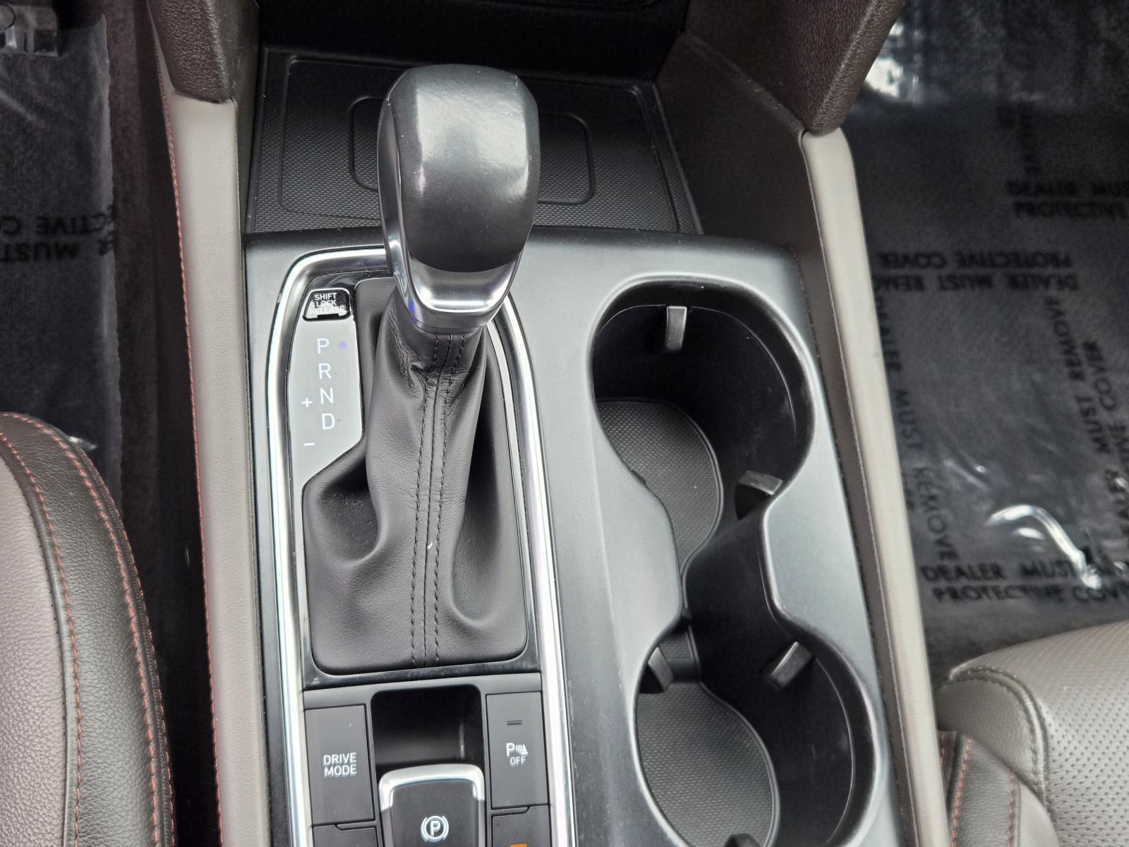 2020 Hyundai Santa Fe Limited - Photo 13
