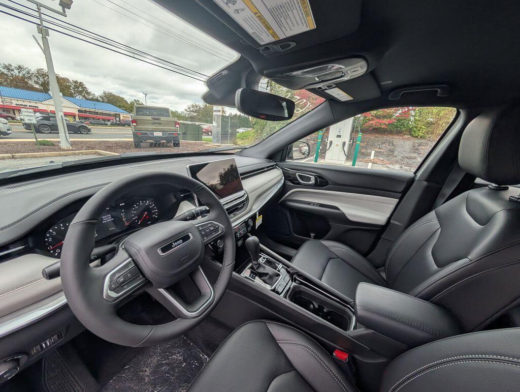 2026 Jeep Compass Limited - Photo 8