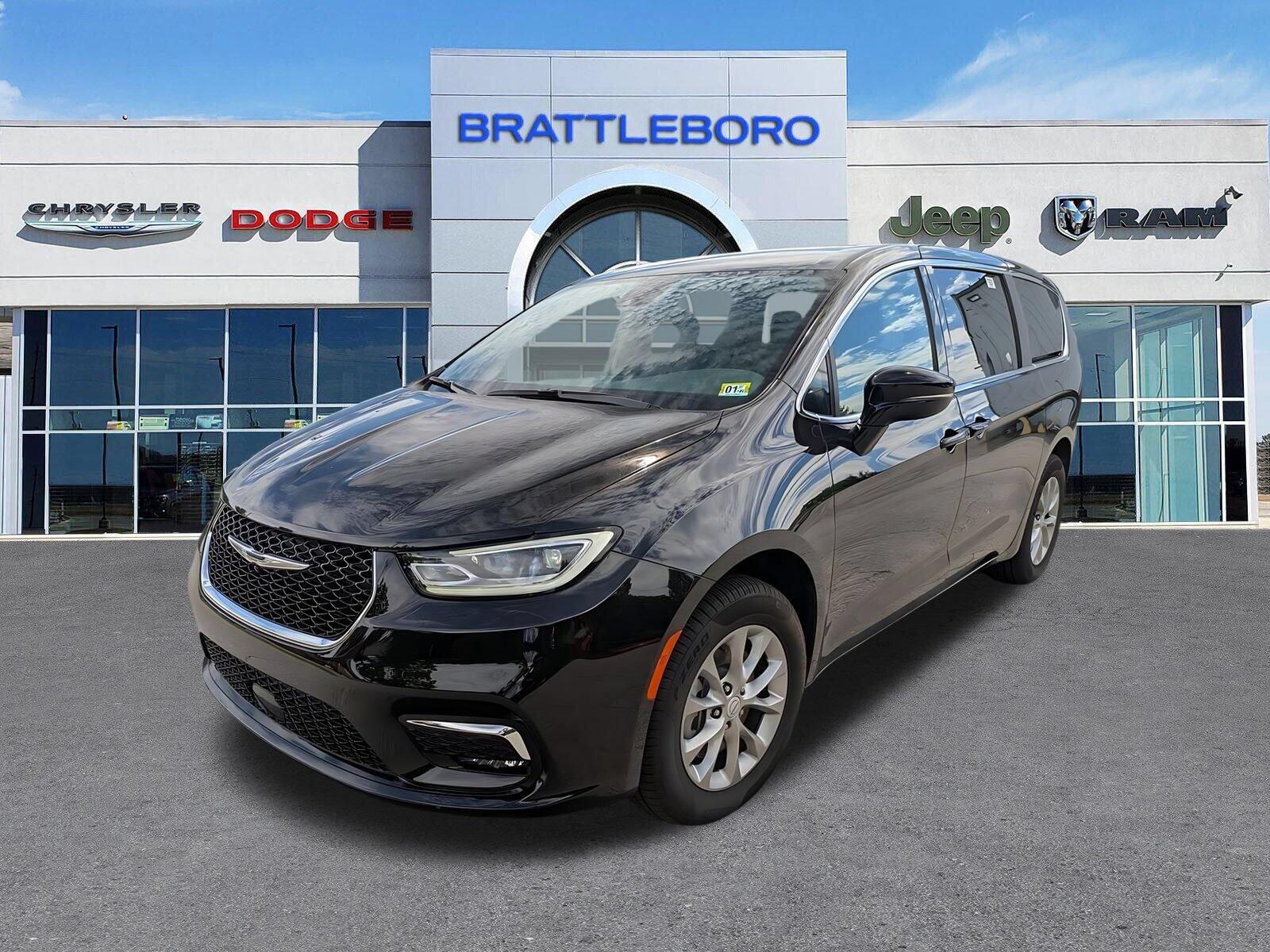2026 Chrysler Pacifica Pacifica Select Awd