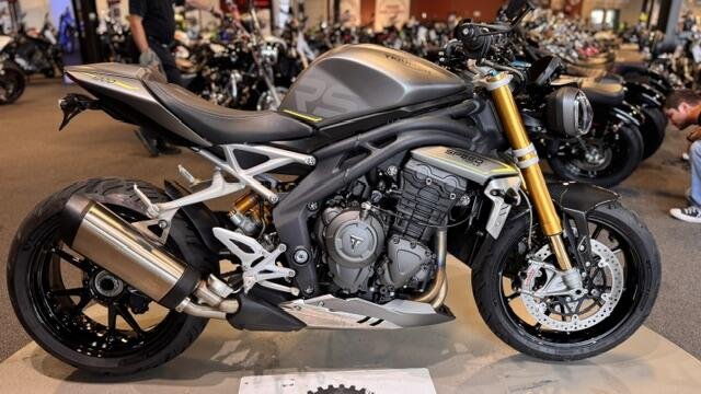 2022 Triumph Speed Triple 1200 RS