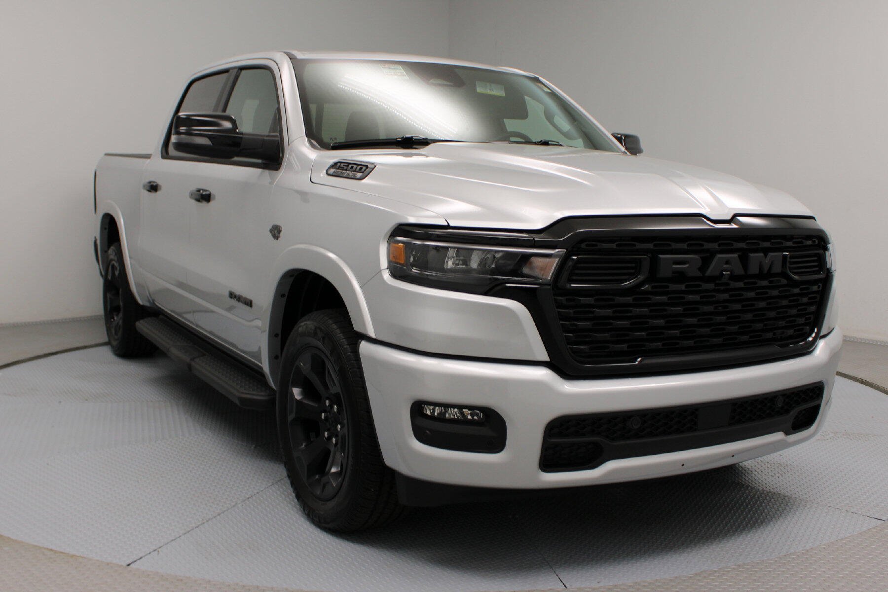 2027 RAM 1500 1500 Big Horn Crew Cab 4x4 5'7' Box