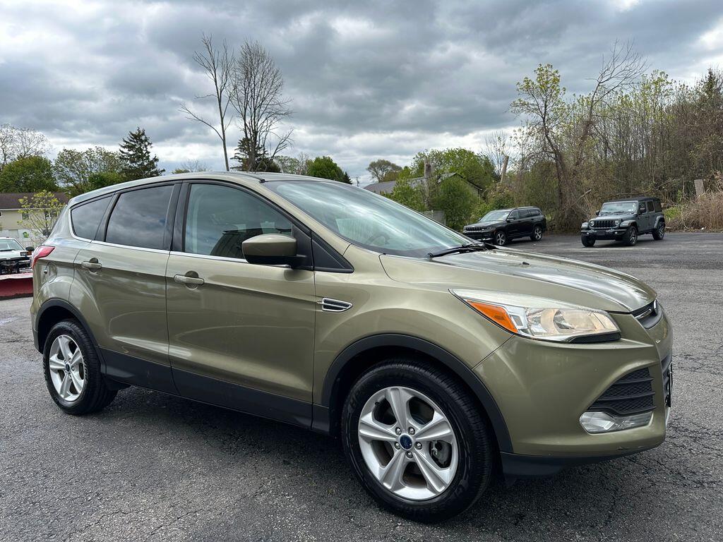 Used 2014 Ford Escape SE with VIN 1FMCU9GX5EUA78844 for sale in Webster, NY