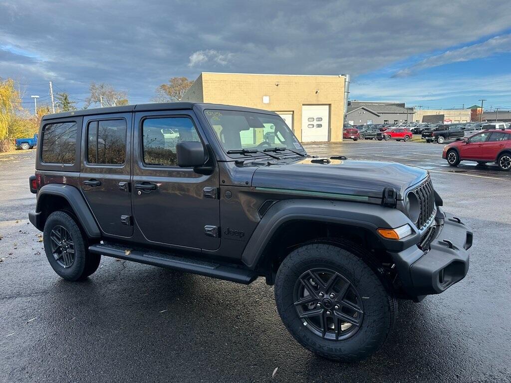 2026 Jeep Wrangler 4-Door Sport S's photo