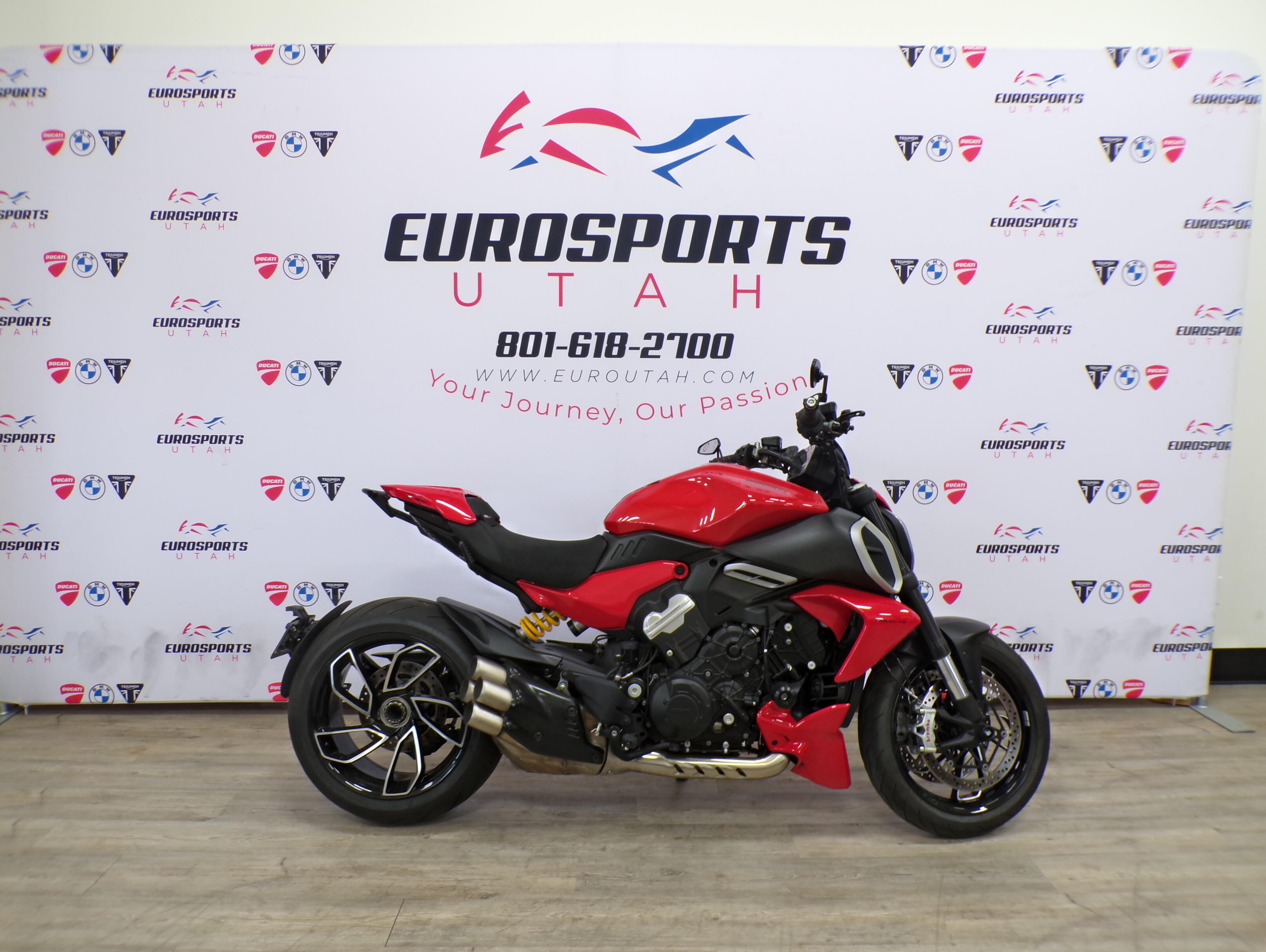 2024 Ducati DIAVEL V4