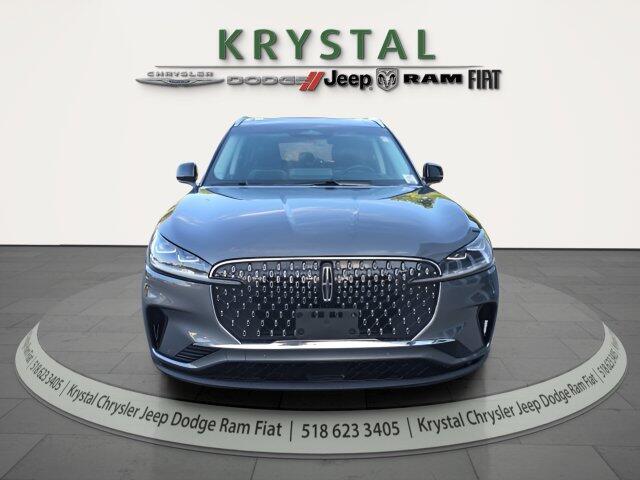5LM5J7XC4SGL12790