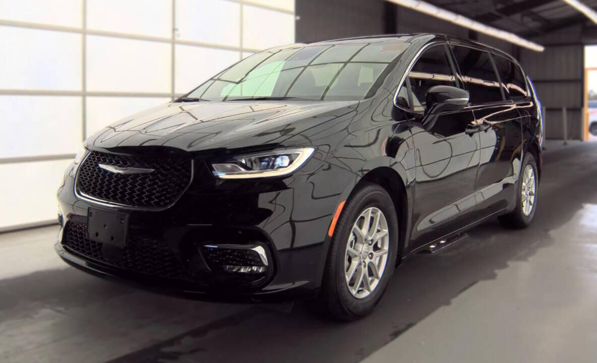 2026 Chrysler Pacifica Select 4dr Mini Van