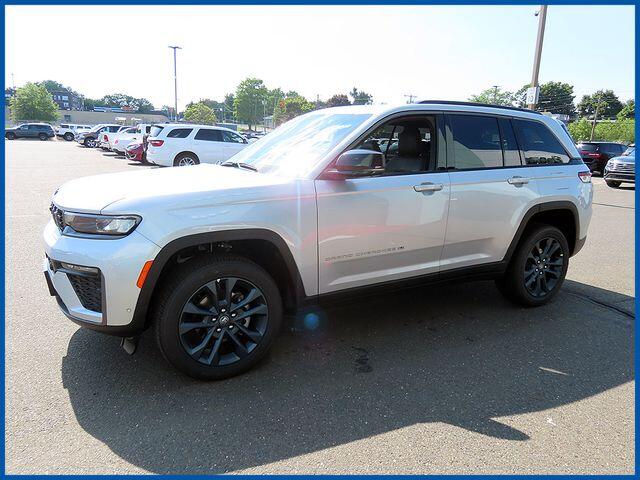 2026 Jeep Grand Cherokee Grand Cherokee 85th Anniversary Edition 4x4