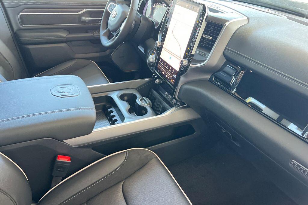 2026 RAM 1500 Laramie - Photo 15