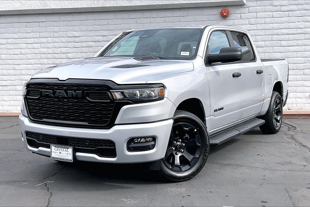 2027 RAM 1500 1500 Express Crew Cab 4x4 5'7' Box