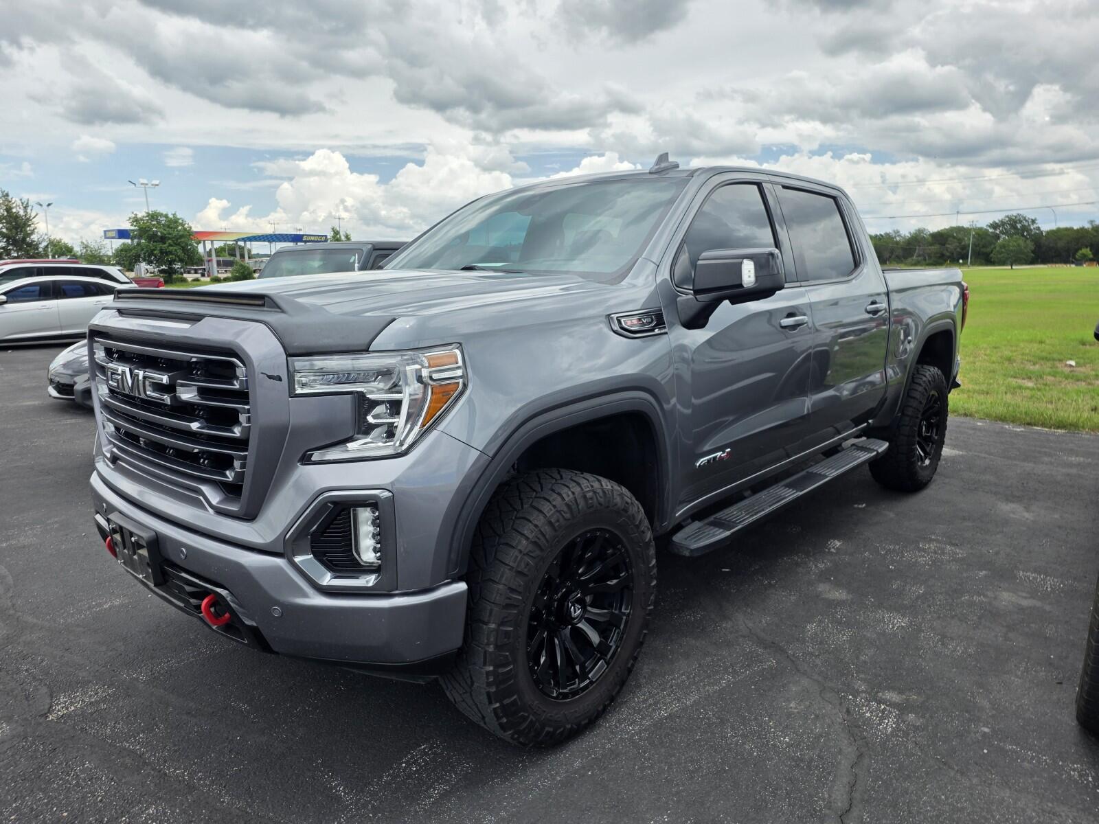 2020 GMC Sierra 4WD Crew Cab Short Box AT4's photo
