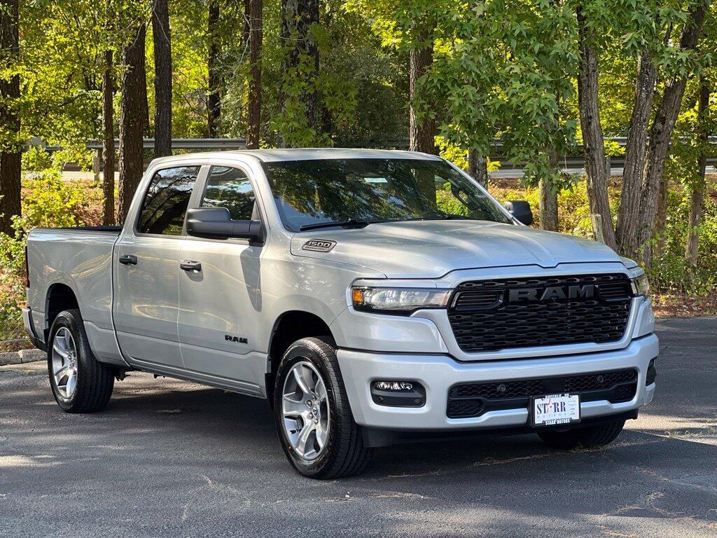 2027 RAM 1500 Pickup Express